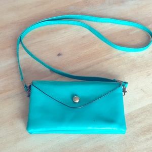 So cute little cross body bag